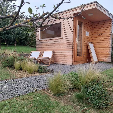 Hisice Carna - Carna Vikendica